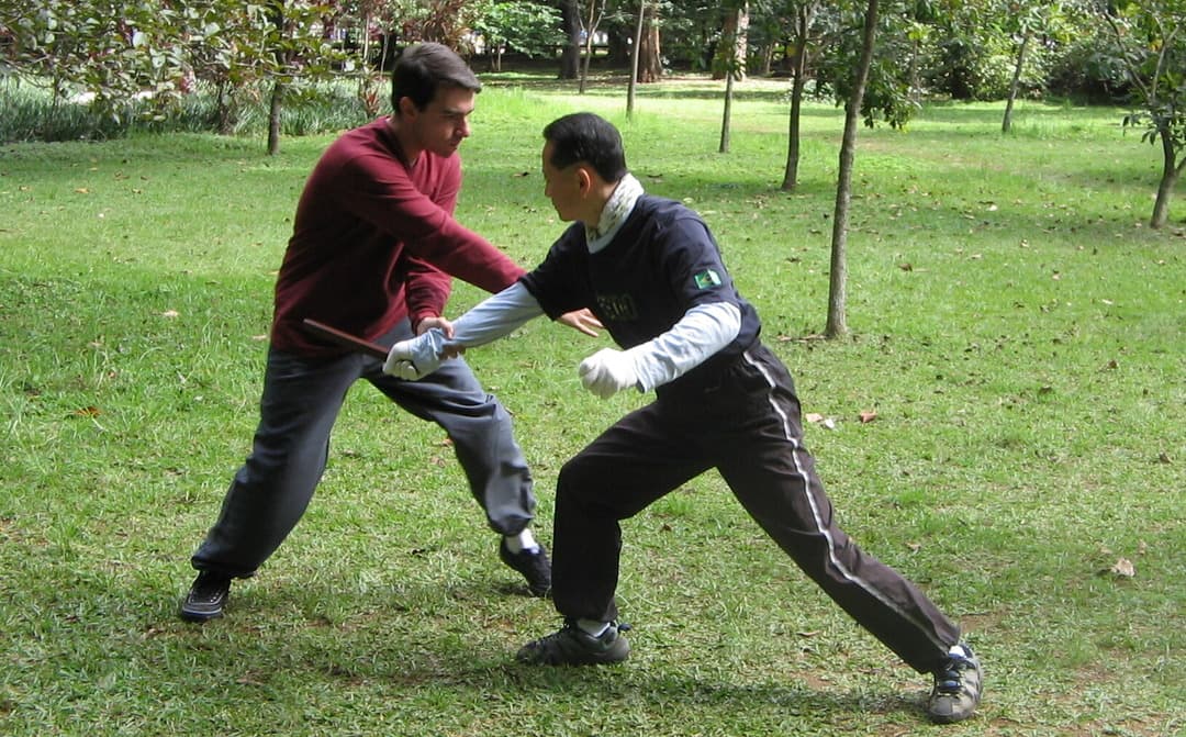 Joe Rosario-Sensei em treino de defesa de faca